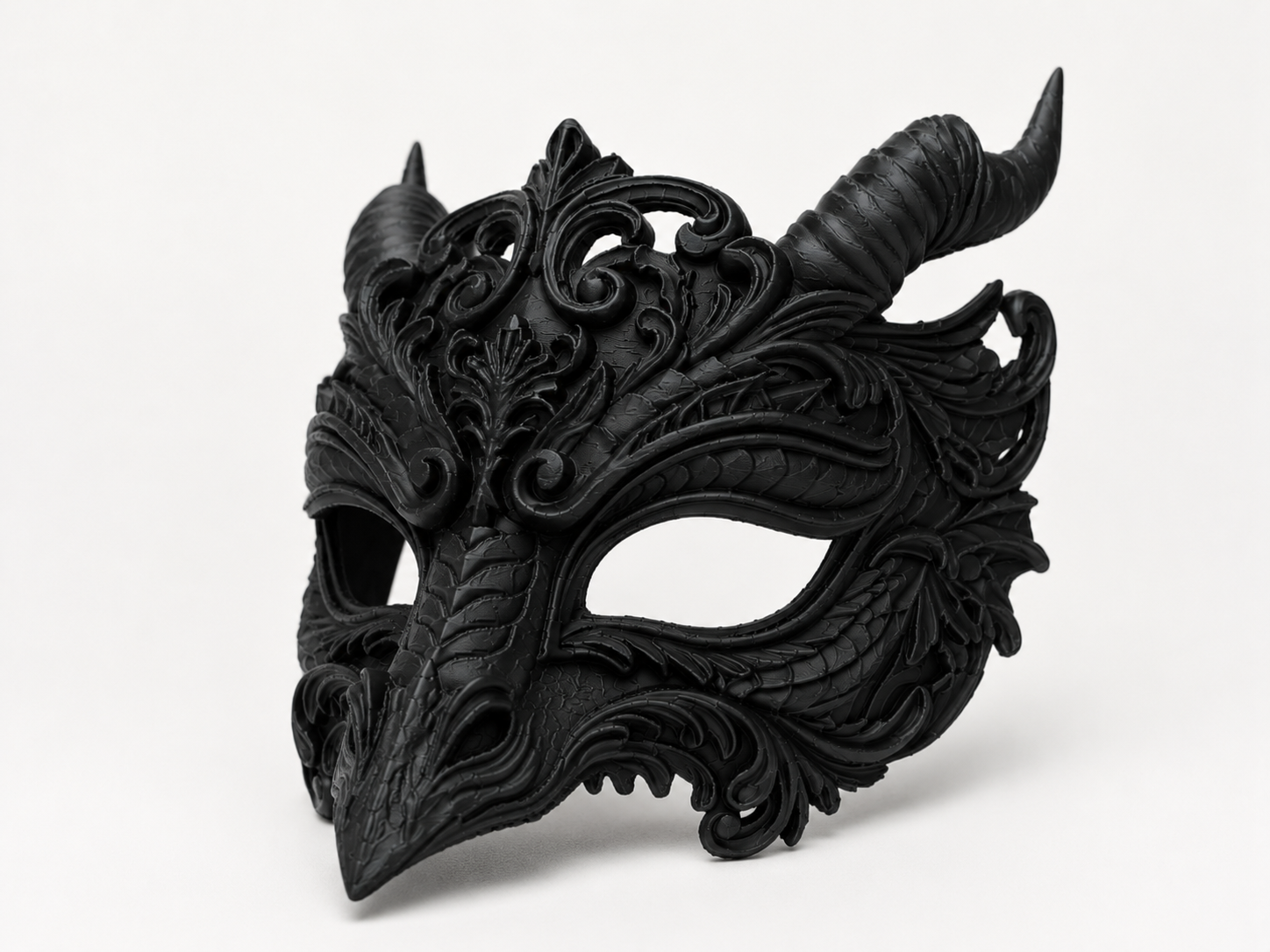 The Dragon's Oath — Dragon Masquerade Mask, Halloween Costume, Hand-Painted